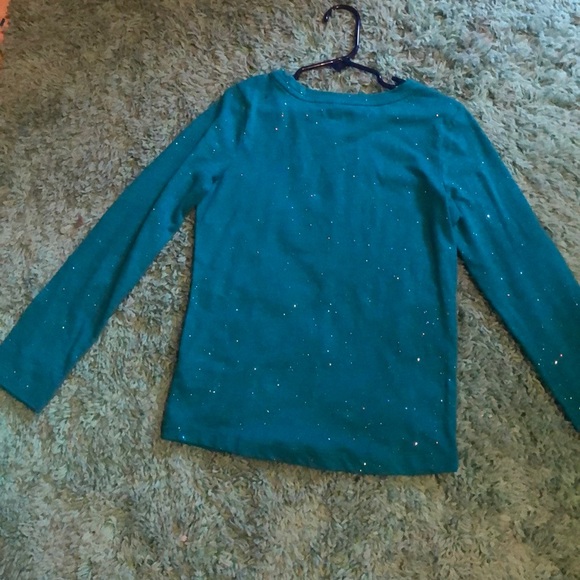 2 shirts - Picture 4 of 4